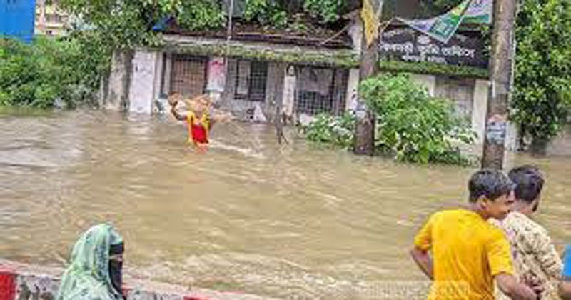 দোহাজারীতে বানের পানিতে ডোবা নাতির পর মিলল দাদার লাশ 