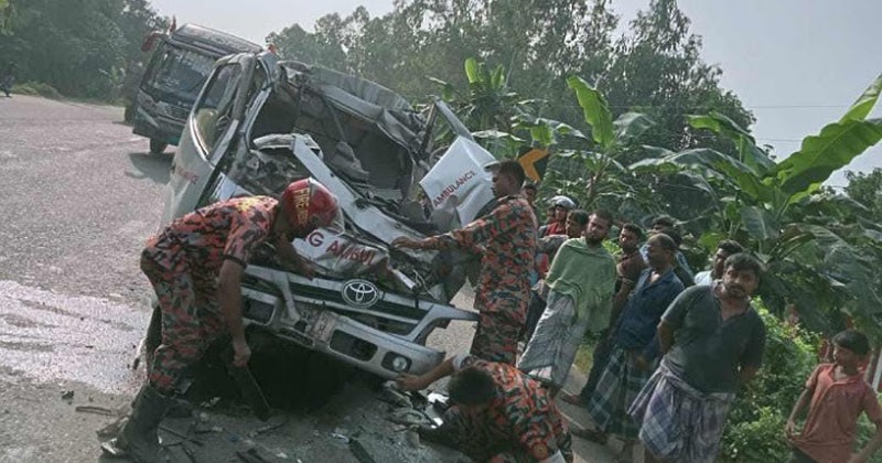 নানীর মরদেহ নিয়ে আসার সময় নাতির মৃত্যু একসাথে দুজনের জানাযা শেষে দাফন 