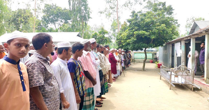 ভূঞাপুরে ছোট ভাইয়ের মৃত্যুর খবর শুনে মারা গেলেন বড় ভাই 