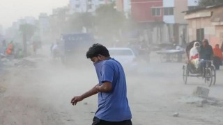 আজ বছরের শেষ দিনেও ঢাকার বাতাস ‘খুবই অস্বাস্থ্যকর’