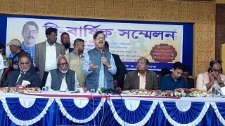 ফ্যাসিস্ট হাসিনা না পালালে তার হাড্ডি মাংস পাওয়া যেত না : মান্না