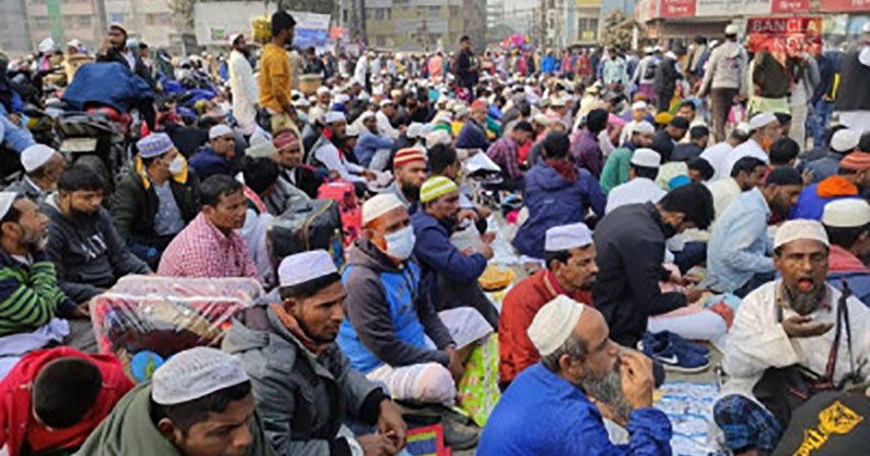 ইজতেমার দ্বিতীয় পর্ব : আখেরি মোনাজাতের অপেক্ষায় লাখো মুসল্লি 