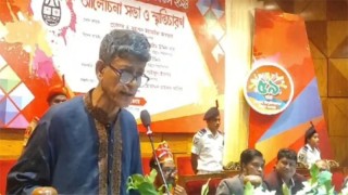 রাস্তাঘাটে দেখা হলে সমস্যার কথা বলবেন-  শিক্ষার্থীদের উদ্দেশ্যে চবি ভিসি