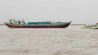 ডুবোচরের কারণে সংকটে ফরিদপুর নদী বন্দর, পন্যবাহী জাহাজ চলাচল বন্ধের শংকা