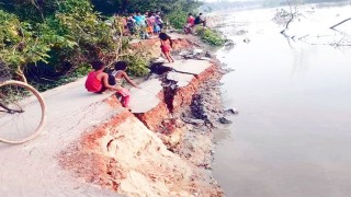 ছোট ফেনী নদীর দু’পাড়ে ভাঙন বিলীন হচ্ছে বিস্তীর্ণ জনপদ