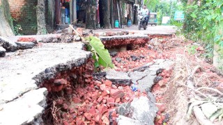 নেমে গেছে বানের পানি স্পষ্ট হচ্ছে ক্ষতচিহ্ন