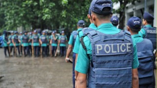 ছাত্রজনতা হত্যার নির্দেশদাতা বিতর্কিত পুলিশ সদস্যরা এখনো লাপাত্তা