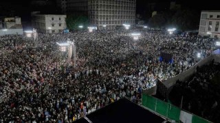 বিতর্কিত ওয়াকফ আইনের বিরুদ্ধে ভারতে মুসলিমদের ব্যাপক বিক্ষোভ