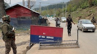 কাশ্মীরে গুলিতে নিহত ২৬, হামলার কারণ সম্বন্ধে যা বলছে পাকিস্তানের ডন