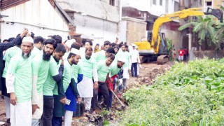 গত ১৬ বছরে উন্নয়নের নামে চট্টগ্রামকে পানিবদ্ধতার নগরীতে পরিণত করা হয়েছে -মেয়র ডা. শাহাদাত
