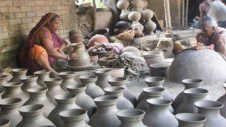 কালের বিবর্তনে ক্রমেই হারিয়ে যাচ্ছে গোদাগাড়ীর ঐতিহ্যবাহী মৃৎ শিল্প