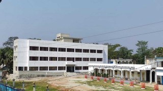 মতলব দক্ষিণে পরীক্ষায় নকল সরবরাহ অভিযোগে অফিস সহায়ককে দুই বছরের কারাদন্ড     দুইজনকে অব্যাহতি, দোকান সীলগালা