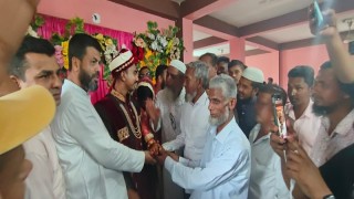 ছাগলনাইয়ায় এক দরিদ্র মেয়ের বিয়েতে সার্বিক সহযোগিতা দিলেন তারেক রহমান