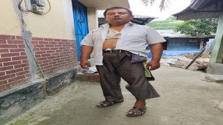 বেগমগঞ্জে অফিস ঢুকে প্রধান শিক্ষককে মারধর