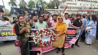 রানা প্লাজা ধ্বসের ১ যুগ পুর্তি, নিহত ও নিখোঁজদের স্মরনে ফুলেল শ্রদ্ধা