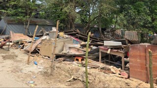 সাথিয়ার মামলার বাদীর বাড়ি-ঘর ভাংচুর লুটপাট