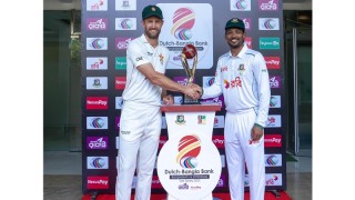 প্রথম সেশন কেড়ে নিল বৃষ্টি