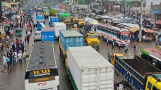 গাজীপুরে আড়াই ঘণ্টা পর যান চলাচল স্বাভাবিক