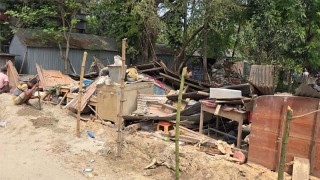সাঁথিয়ার আফতাবনগরে মামলার বাদীর বাড়ীতে হামলা ভাংচুর-লুটপাট- ফোন ধরেননি ওসি