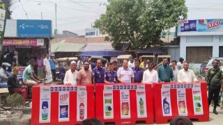 সড়কে শৃঙ্খলা ফেরাতে সৈয়দপুরে এটলাস কসমেটিকস্ এর রোড ডিভাইডার স্থাপন