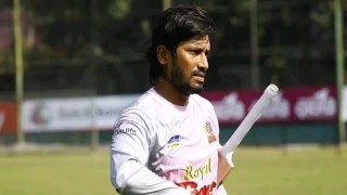 এনামুল হকের দেশত্যাগে নিষেধাজ্ঞা