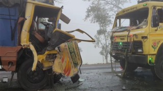 নাটোরের গুরুদাসপুরে পৃথক দুটি সড়ক দুর্ঘটনায় নিহত ২