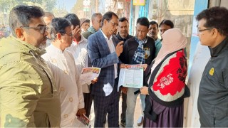 ঝিনাইদহে তারেক রহমানের রাষ্ট্র কাঠামো মেরামতের ৩১ দফার লিফলেট বিতরণ