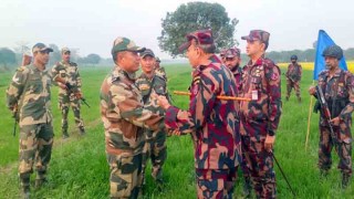 পতাকা বৈঠকে সিদ্ধান্ত: অনুমতি ছাড়া সীমান্তে কাঁটাতারের বেড়া নির্মাণ নয়