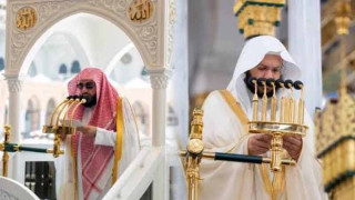 পবিত্র মক্কায় হামলার প্রচেষ্টাকে ‘গুরুতর অপরাধ’ বললেন দুই মসজিদের ইমাম