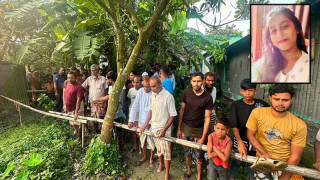 নিখোঁজের ৭ দিন পর বাড়ির পেছনের পুকুরে মিলল শিশুর বস্তাবন্দি লাশ