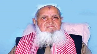 বিশ্বজয়ী হাফেজদের বিতর্কিত বই প্রদান ও সংবিধান বিষয়ে আইনমন্ত্রীর মন্তব্যের তীব্র প্রতিবাদ ও নিন্দা জানাল : হেফাজতে ইসলাম