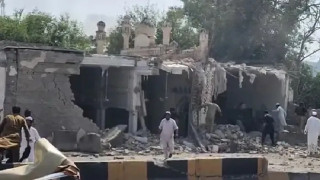 পাকিস্তানে পুলিশ লাইনে ভয়াবহ বিস্ফোরণ, নিহত ১৬